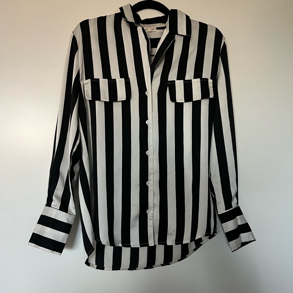 striped blouse